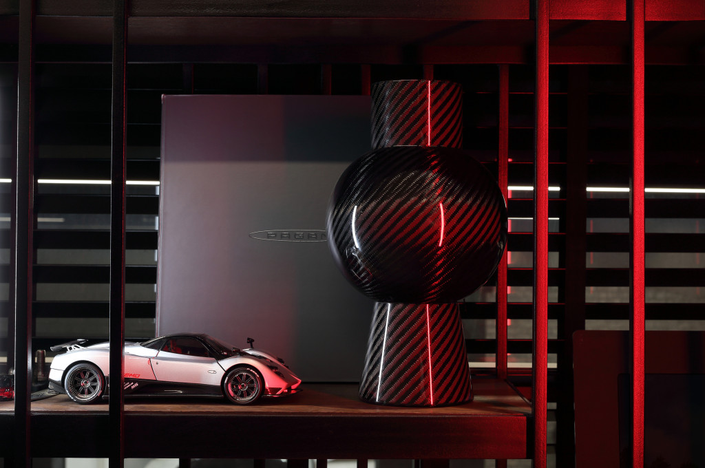 Ваза цилиндр+сфера ECLIPSE